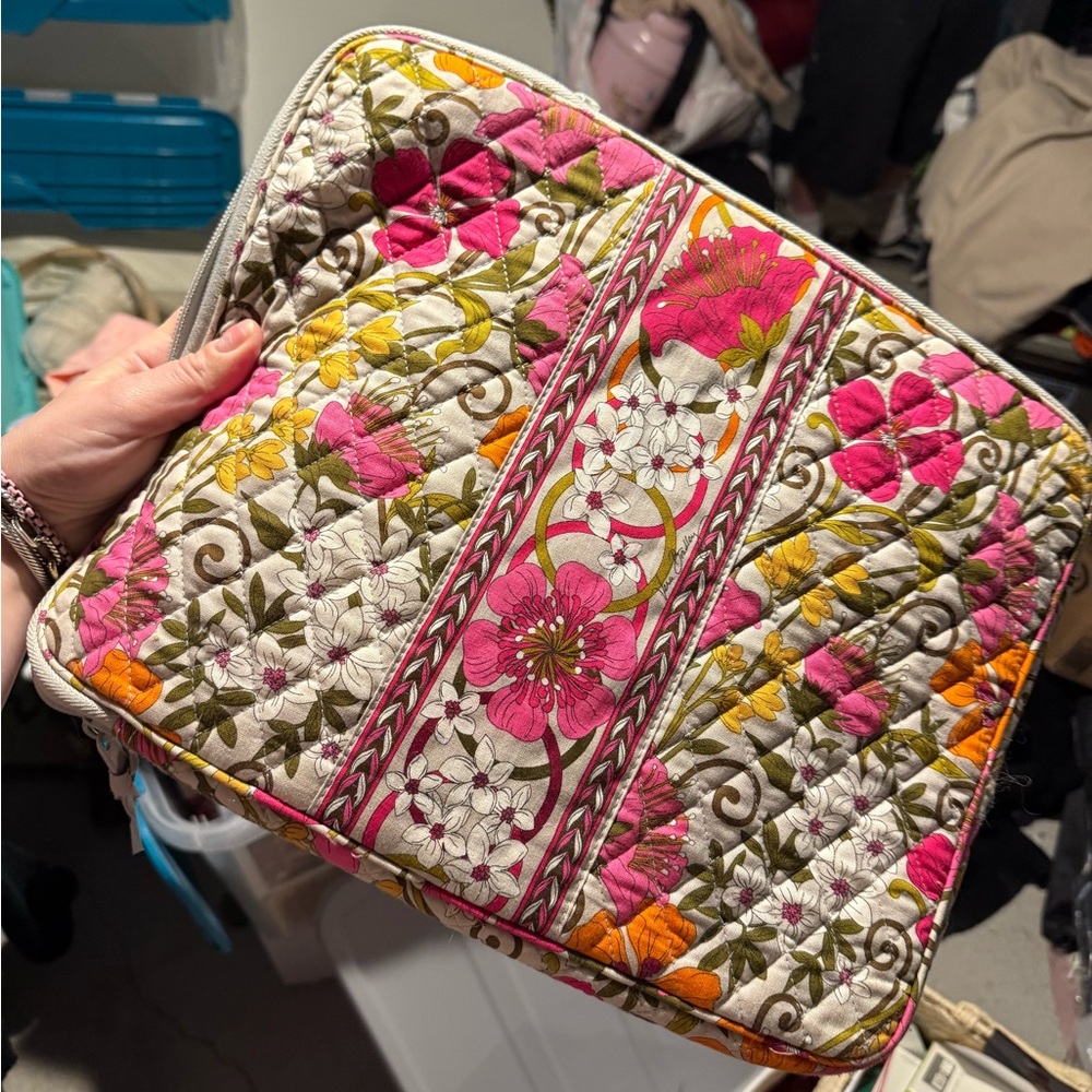 Vera Bradley Multicolor Floral Quilted Case